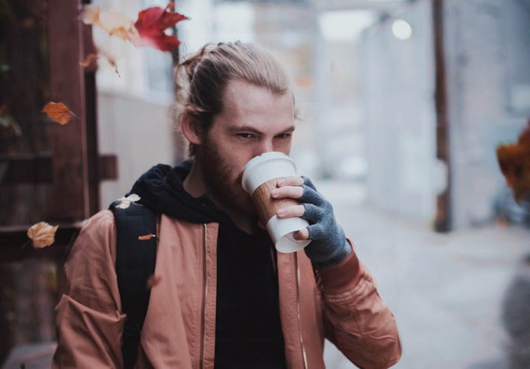 S’il Ne Fait Pas Ces 8 Choses, Il N’est Pas Tellement Intéressé Par Vous
