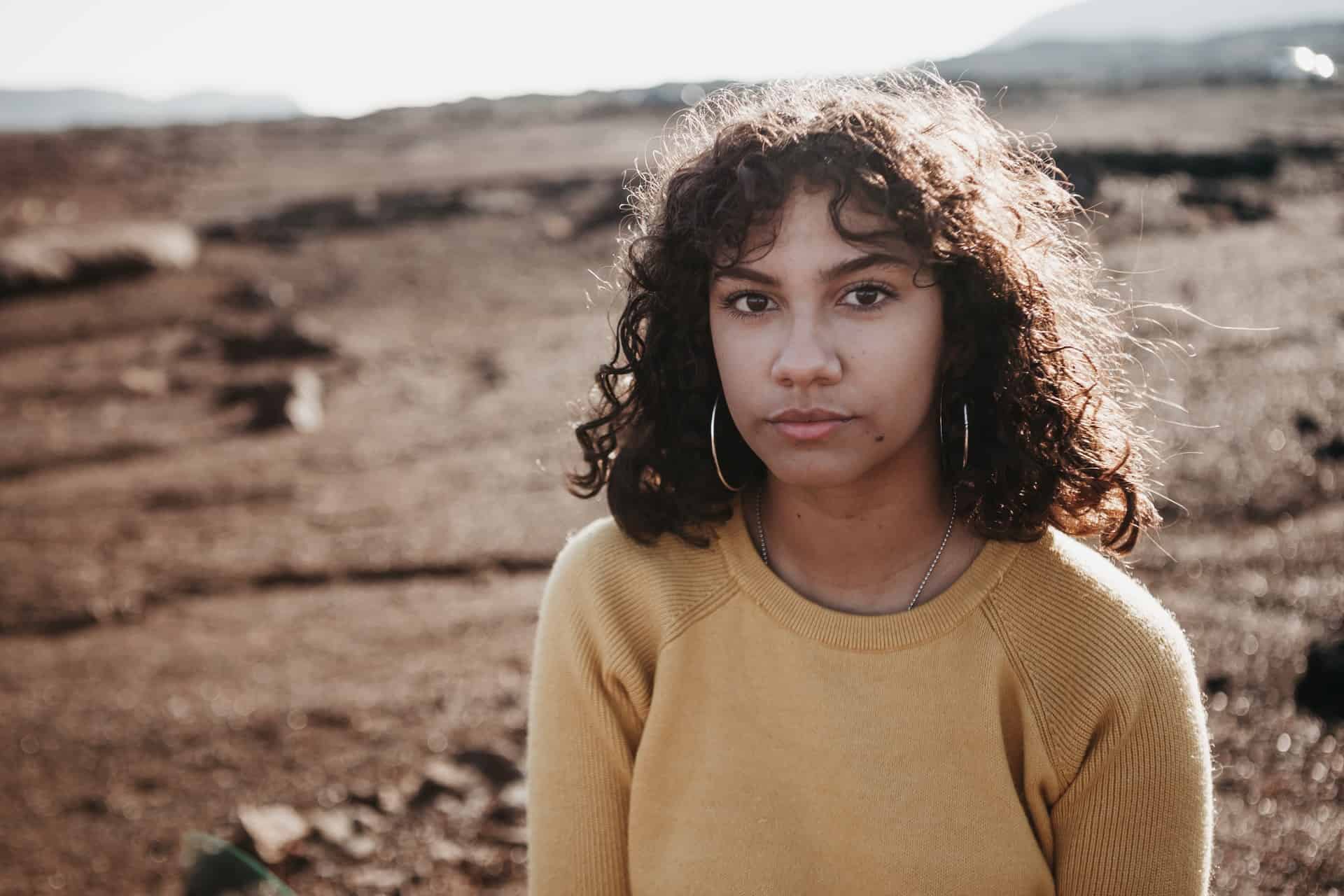 une femme sérieuse