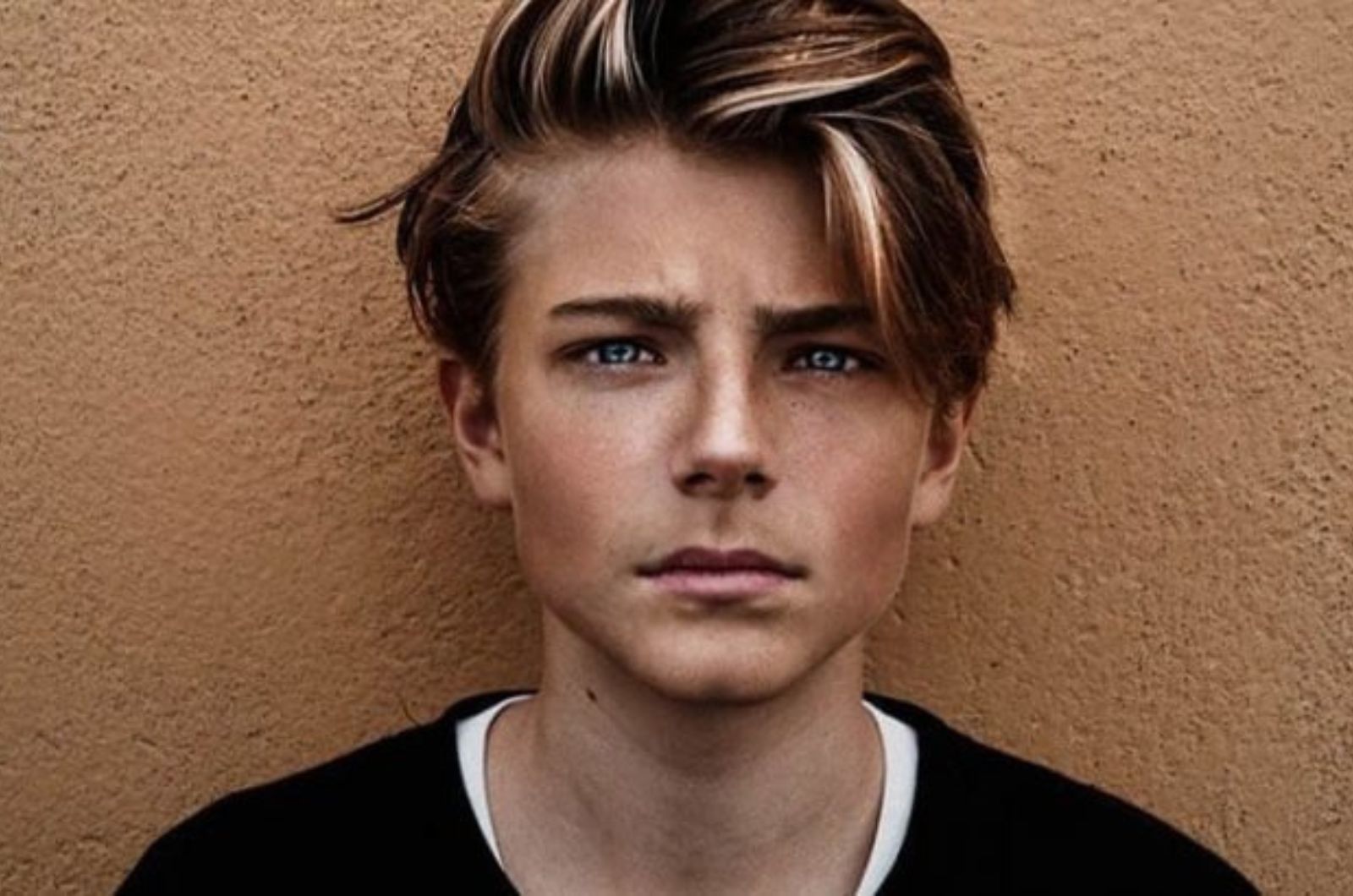 portrait, jeune, blond, garcon