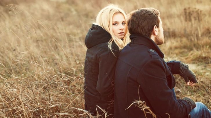 10 Conseils Si Vous Êtes Amoureuse D’un Homme Émotionnellement Indisponible
