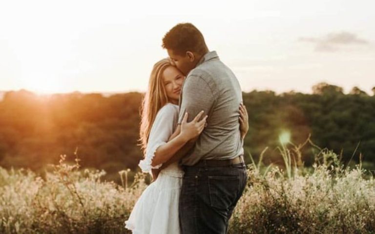 couple, etreindre