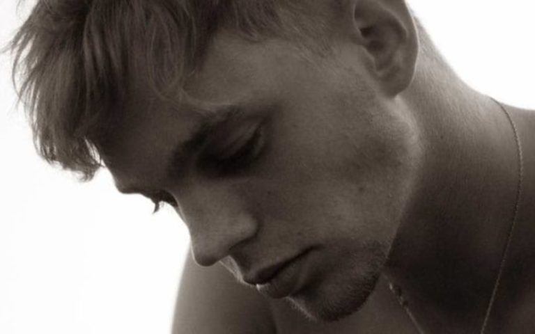 homme triste