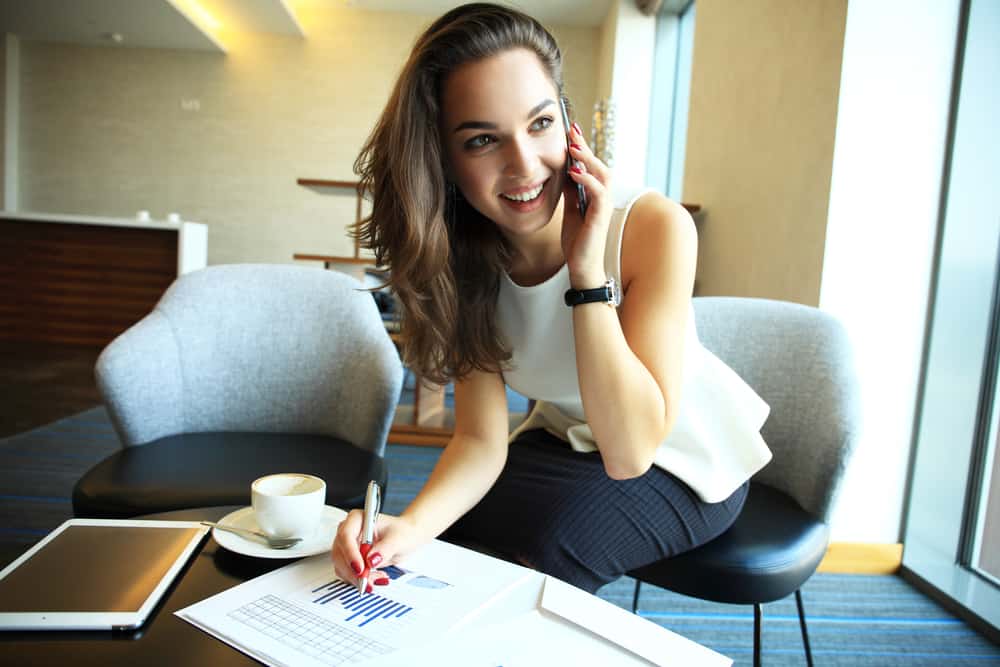 a, séance femme, bureau, écriture, et, appeler téléphone