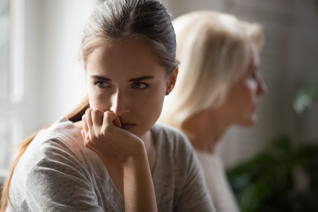 Une Mère Narcissique Comment Faire Face À Cette Vipère
