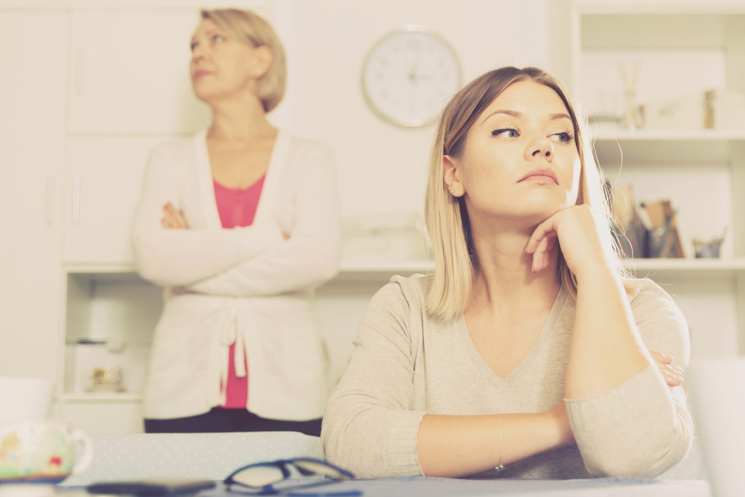 Une Mère Narcissique Comment Faire Face À Cette Vipère