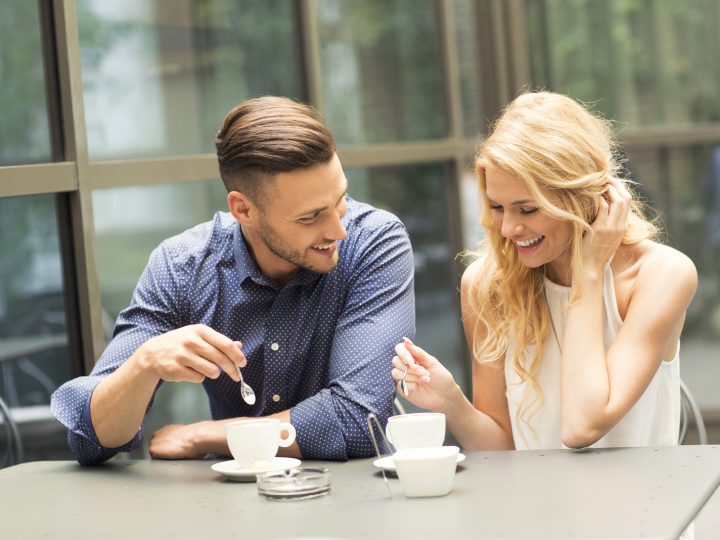 13 Adorables Signes Qu’il Est Émotionnellement Attaché À Vous