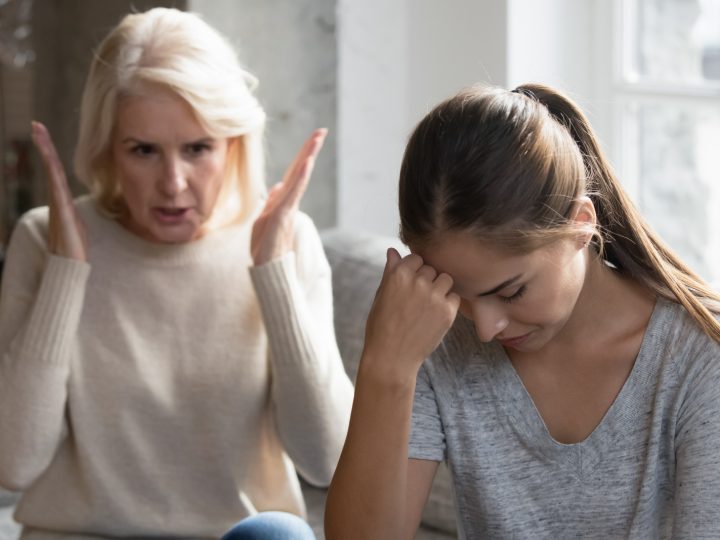 Quand Et Comment Couper Les Ponts Avec Sa Famille Toxique ?
