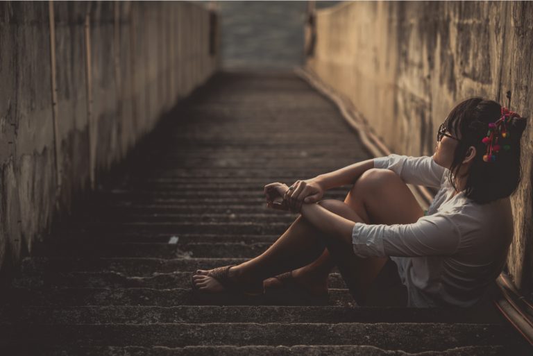 Une Vieille Âme Lutte Toujours Pour Trouver Sa Place Dans Le Monde