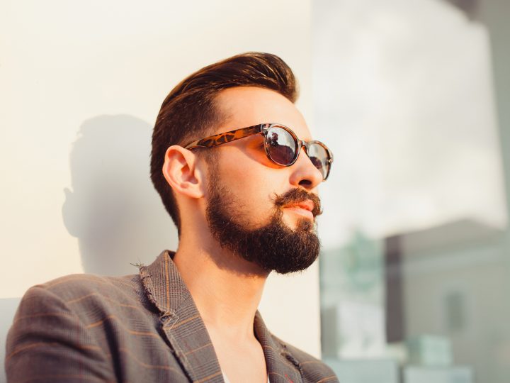 Homme Sagittaire Amoureux : L’astrologie Vous Révèle Tout !