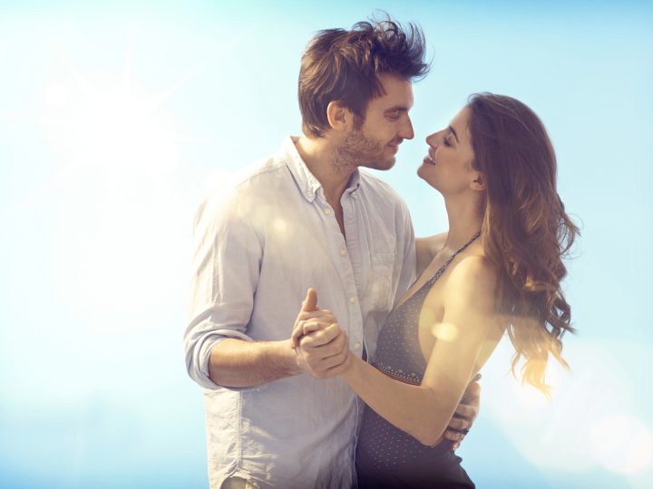 « J’ai Envie D’être Dans Tes Bras » : 50 Belles Citations D’amour
