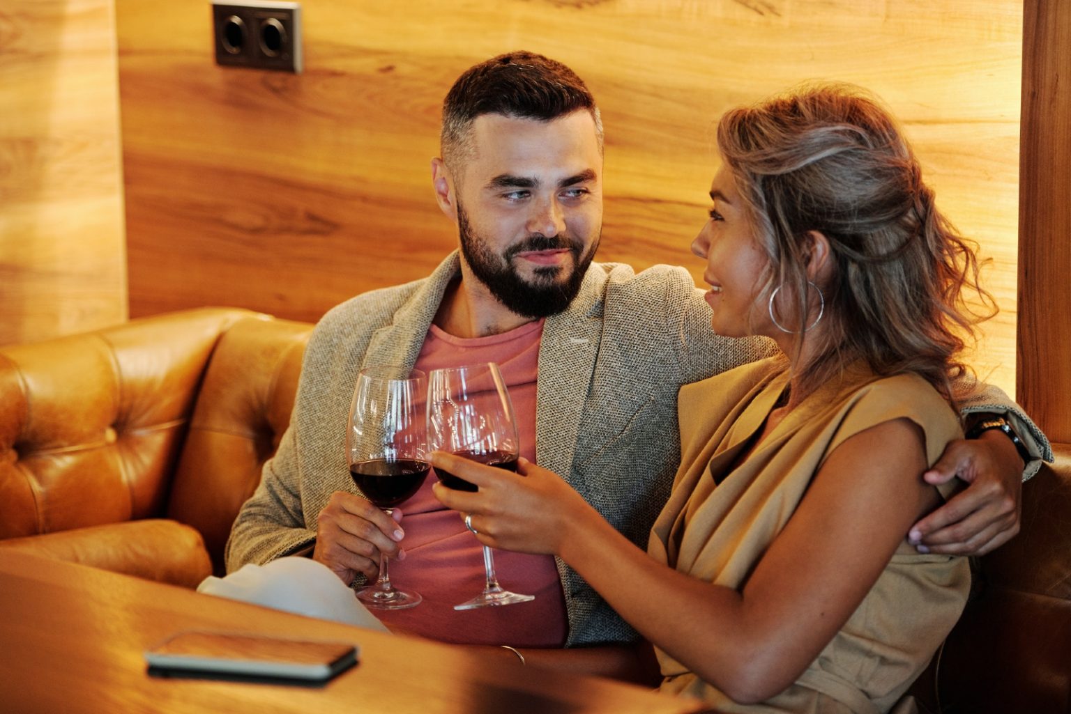 Un Homme Bélier Amoureux : 14 Comportements Qui Ne Trompent Pas