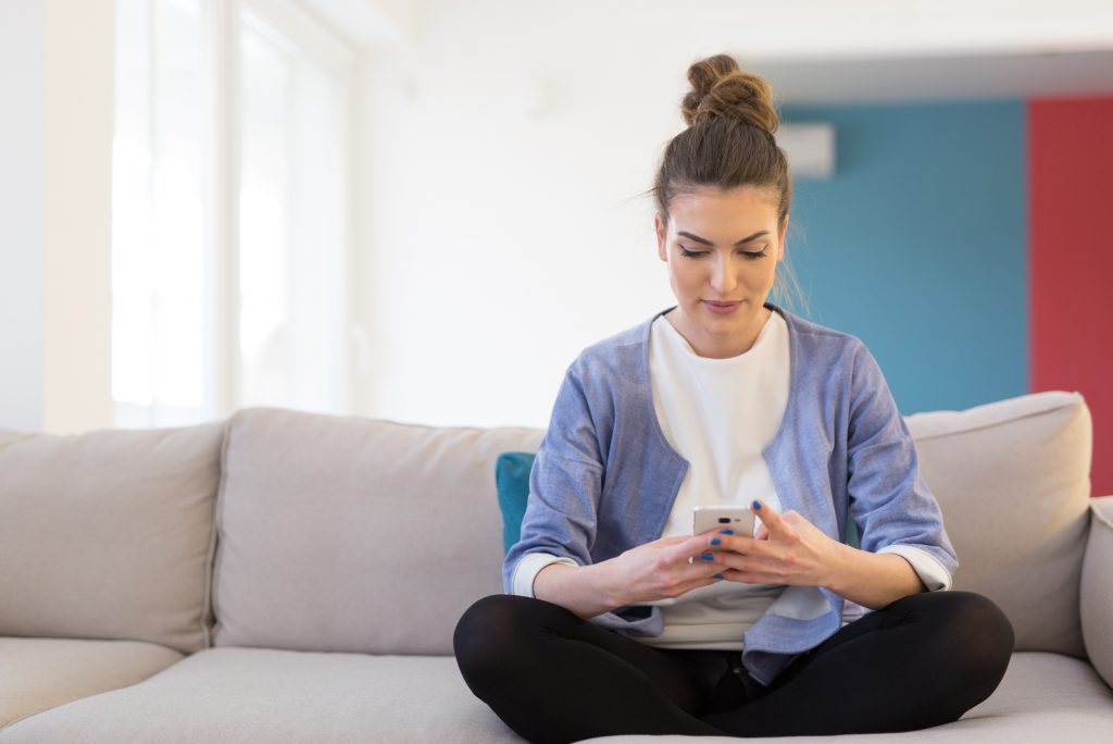 Les 3 Sms Qui Font Craquer Un Homme Instantanément
