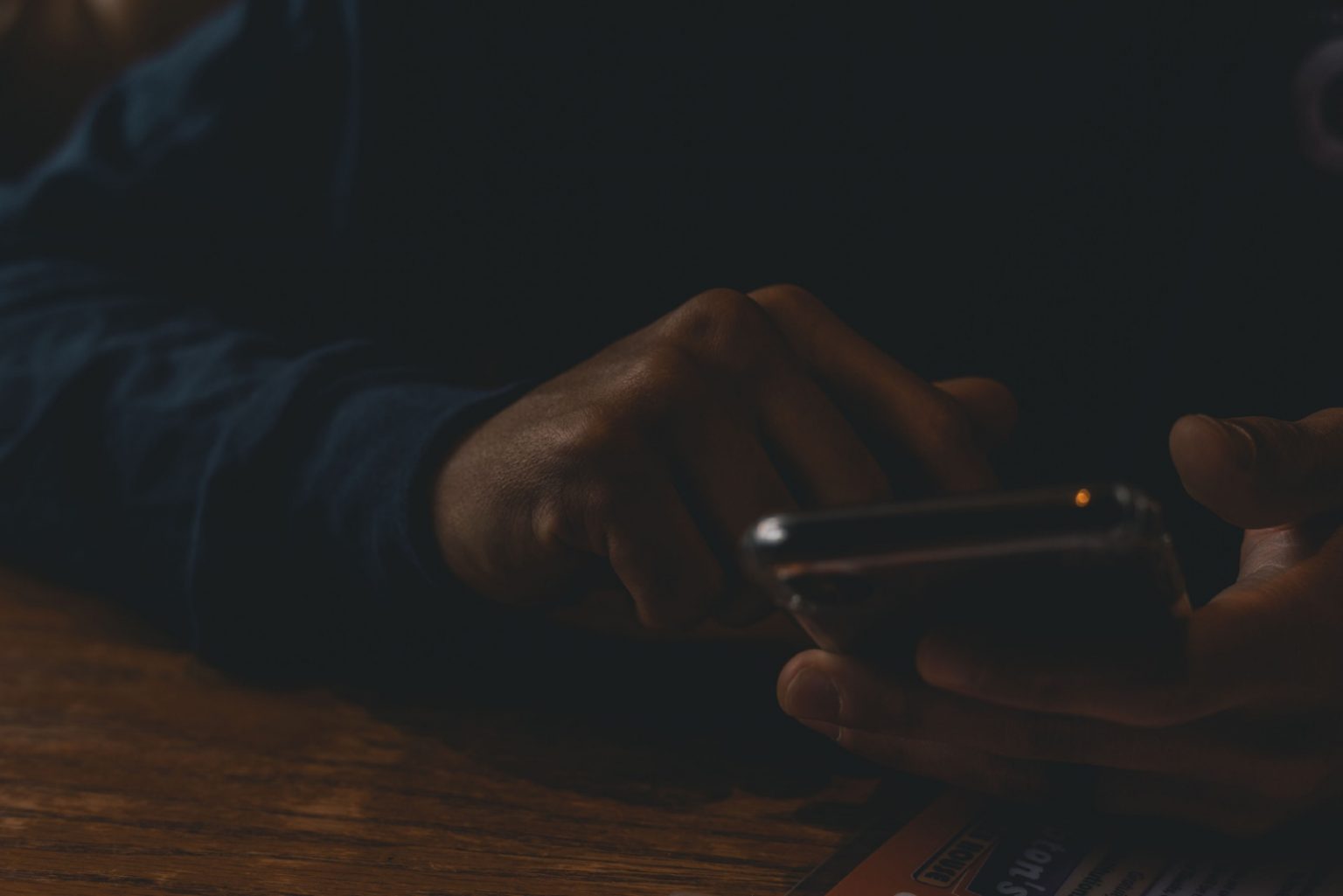 Comment Dire Bonne Nuit De Façon Originale Dire Bonne Nuit Tendrement : 75 SMS À Utiliser Sans Modération