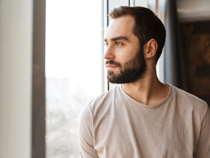 « Je Lui Plais Mais Il Ne Fait Rien » : Comprendre Le Comportement D’un Homme Amoureux