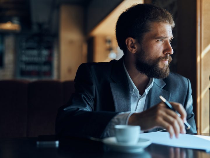 Que Fait Un Manipulateur Après Une Rupture : À Quoi S’attendre ?