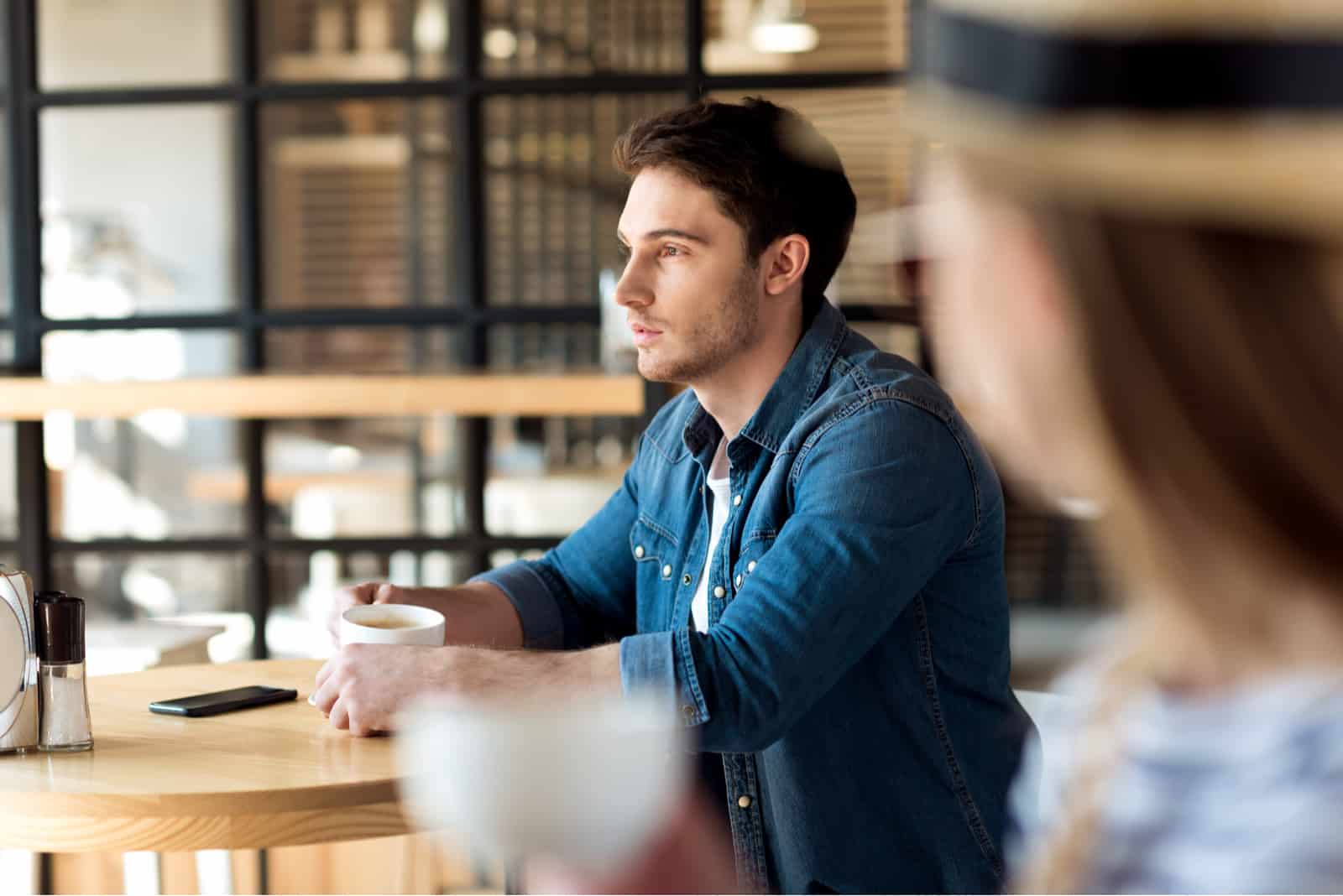Je Lui Plais Mais Il Ne Tente Rien « Je Lui Plais Mais Il Ne Fait Rien » : Comprendre Le Comportement D'un