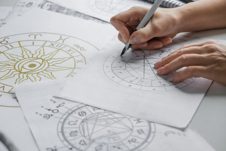 Les Flammes Jumelles : Les Dates De Naissance De Ces mes Sœurs