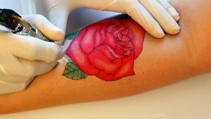 Tatouage De Rose Pour Homme : Signification Du Tattoo Old School