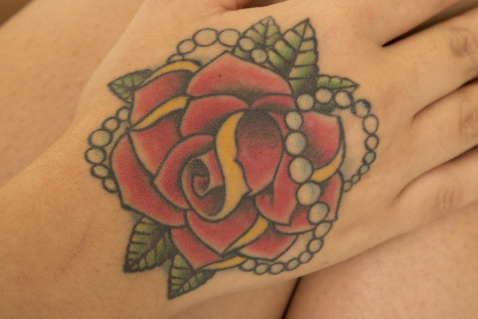 Tatouage De Rose Pour Homme : Signification Du Tattoo Old School