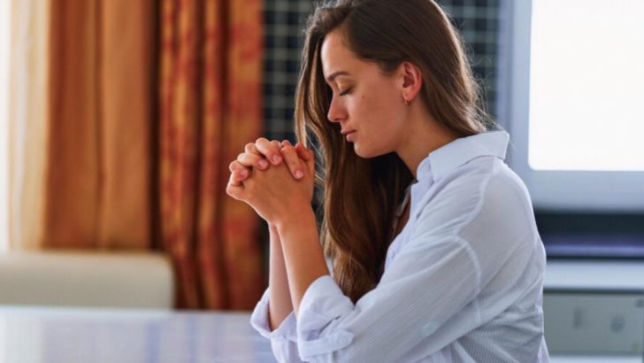 Les Prières Pour Couper La Douleur : Les Meilleures Neuvaines