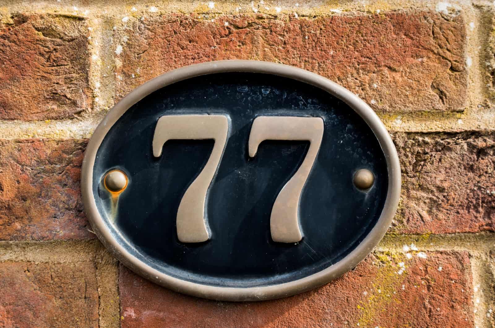 numéro de maison 77