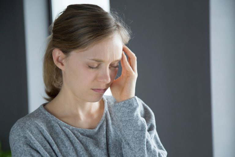 Mal De Tête Côté Gauche Signification Spirituelle À sa façon