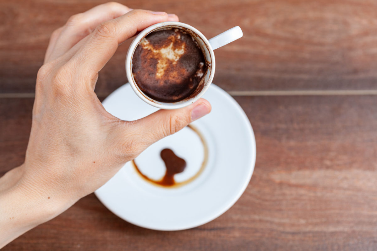 Lire Dans Les Marcs De Café : Les Symboles Du Fond De La Tasse
