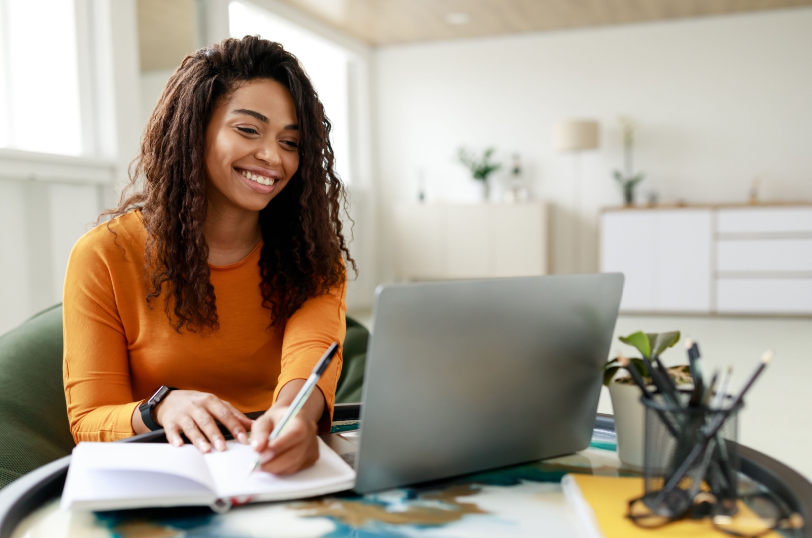 femme aetudiant